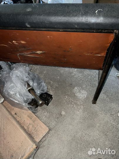 Диван сиденье скамья