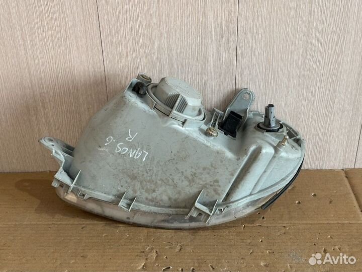 Фара правая Chevrolet Lanos