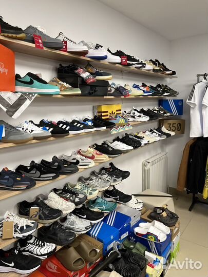 Костюмы/кроссовки/футболки/кепки/сумки