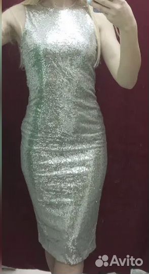 Платье новое поетки золотое 48