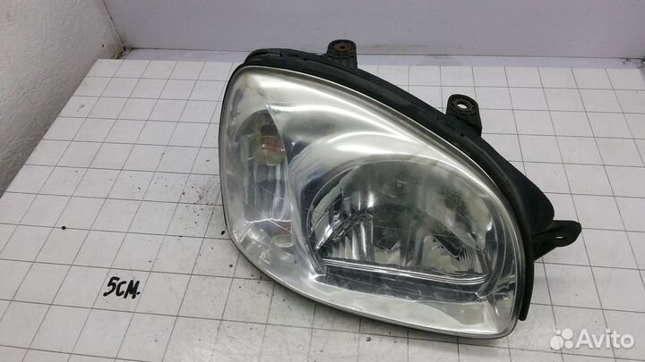 Фара правая Hyundai Santa Fe 1