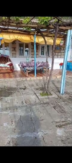 Дом 1000 м² на участке 10 сот.