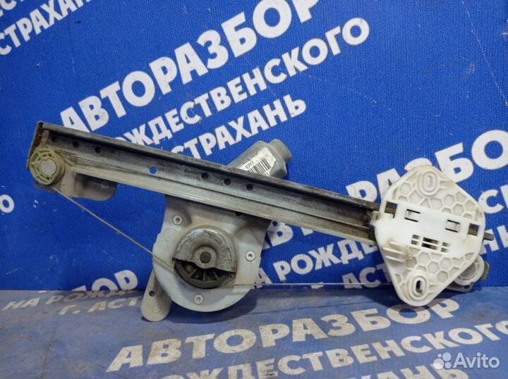 Задний правый стеклоподъемник Renault Logan 1