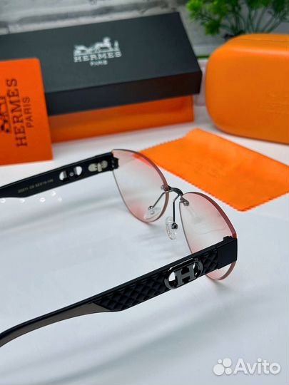 Солнцезащитные очки Hermes