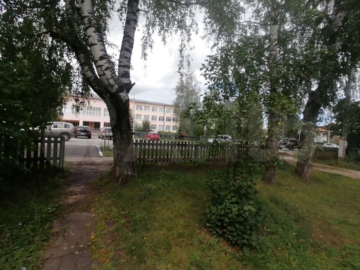 3-к. квартира, 49 м², 1/2 эт.