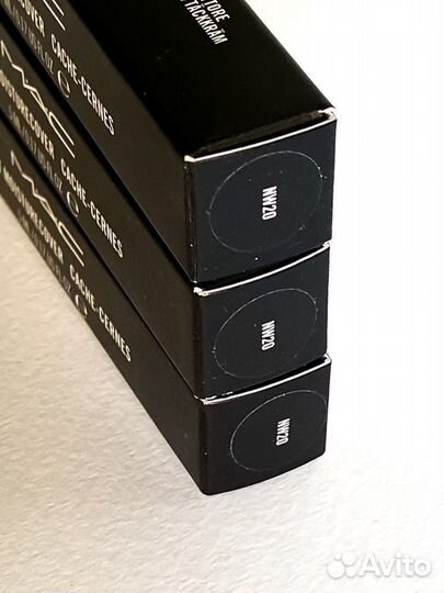 MAC select moisturecover