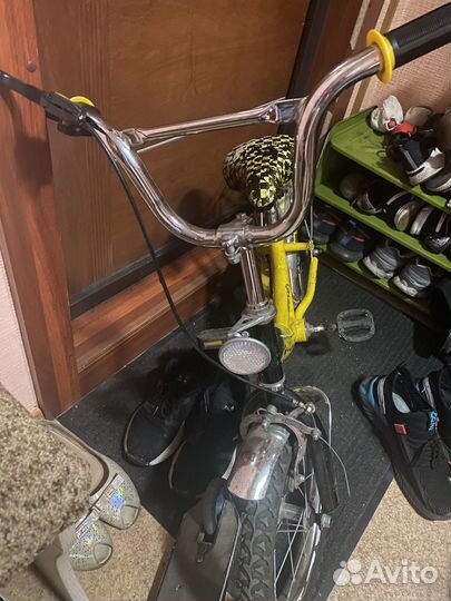 Велосипед детский 4 колесный