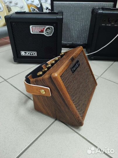 Портативный комбоусилитель, 15Вт