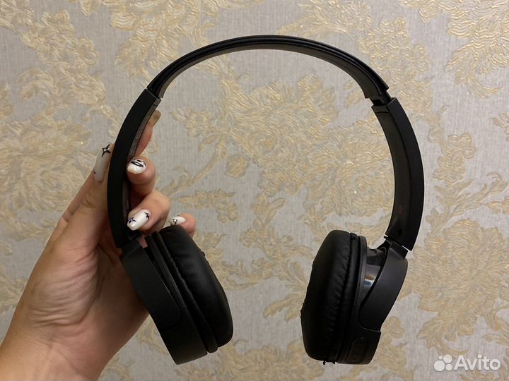 Беспроводные наушники sony