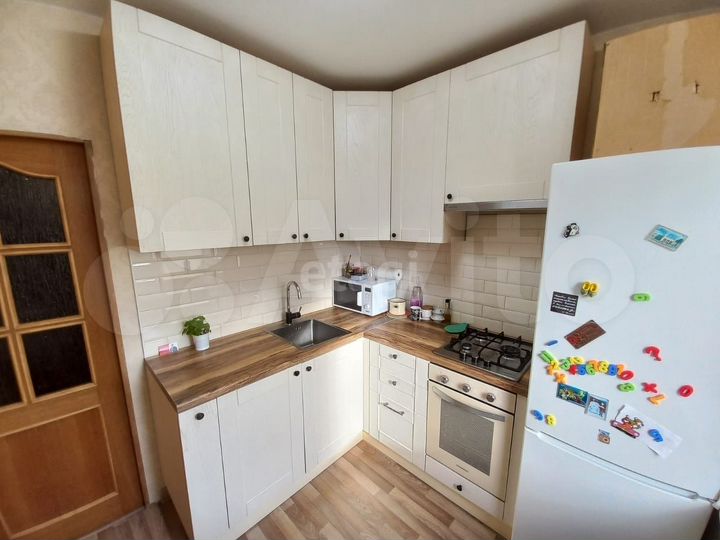 1-к. квартира, 30 м², 4/4 эт.