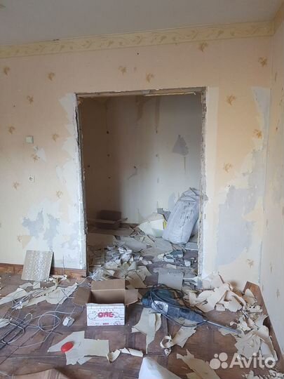 Демонтаж стен / полов / перегородок