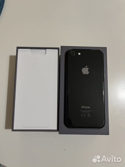 iPhone 8, 64 ГБ