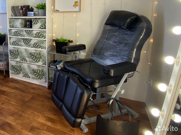 Педикюрное кресло на гидравлике