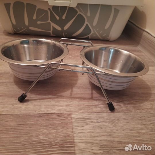 Лоток для кошек большой, миски для корма