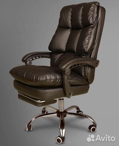 Офисное кресло руководителя