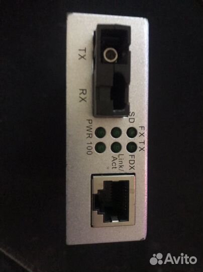 Медиаконвертор snr 10/100Base-FX