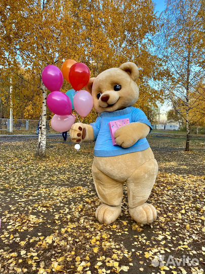 Большой белый медведь. Ростовые куклы на праздник