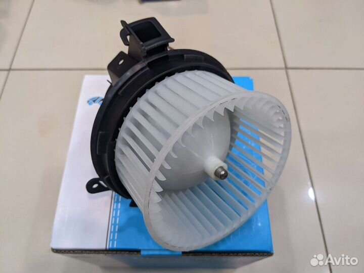 Мотор отопителя mercedes benz C (W204) / E (W212)