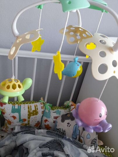 Детский мобиль на кроватку