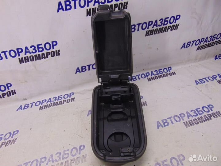 Подлокотник для Mitsubishi Galant 8 1996-2006г