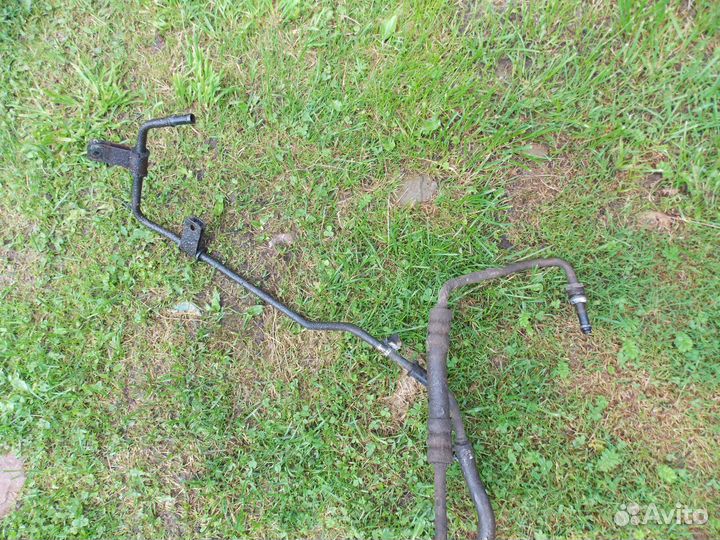 Трубки гура Chery Fora