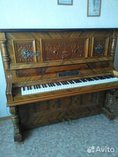 Пианино антикварное