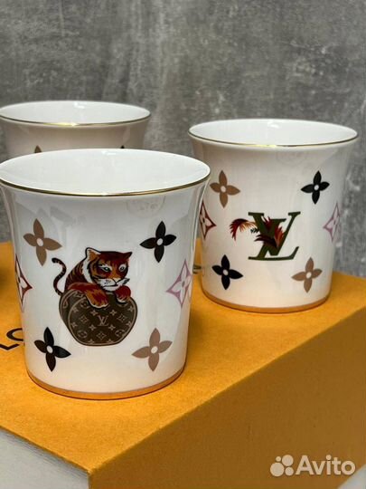 Набор посуды louis vuitton