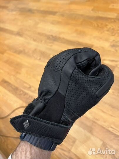 Мотоперчатки RSD