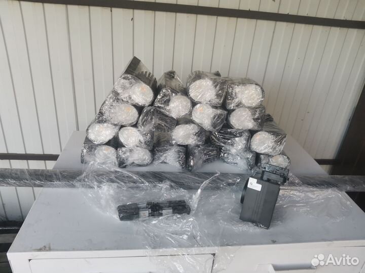 Трековый светильник спот