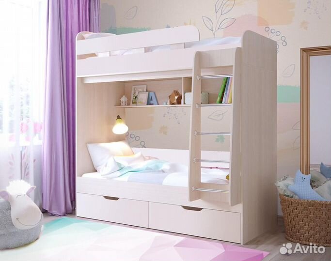 Детская двухъярусная кровать