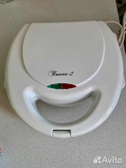 Электрическая вафельница