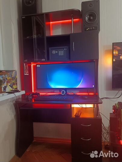 Компьютерный стол бу с подсветкой