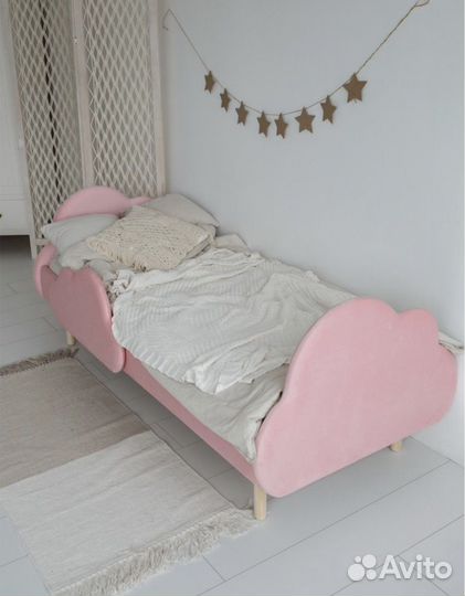 Детская кровать от 2 лет с бортиками мягкая
