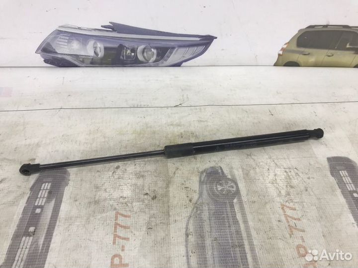 Амортизатор задний правый Toyota Land Cruiser