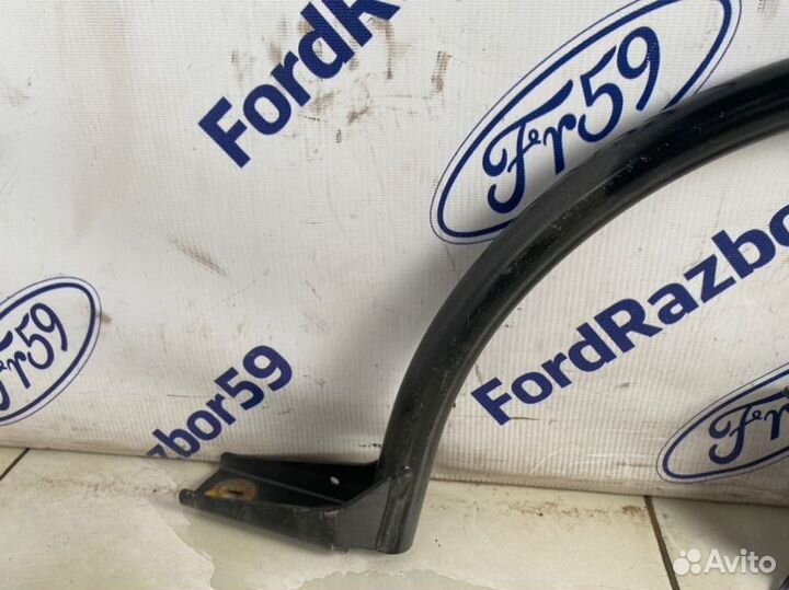 Петля крышки багажника задняя левая Ford Focus 3