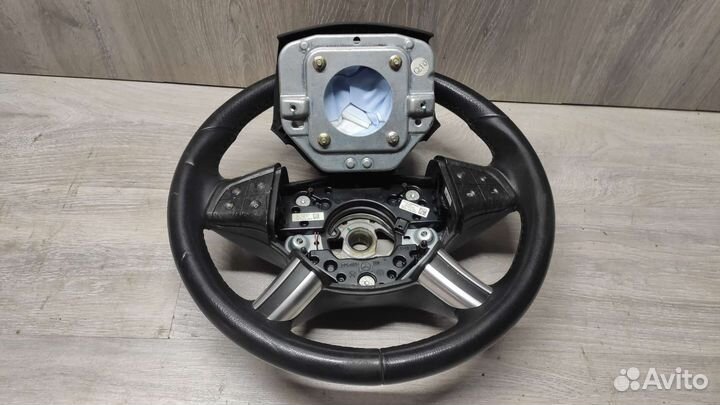 Руль кожаный Mercedes ML, GL W164, R W251