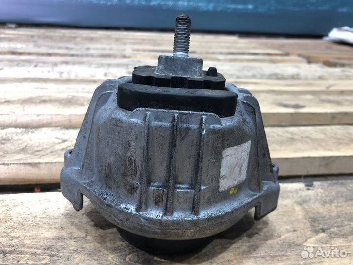 Подушка двигателя правая Bmw 3 E90 N46B20 2007