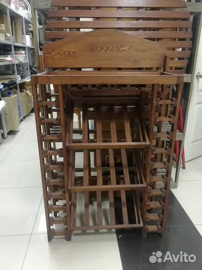 Стойка для винного продукта