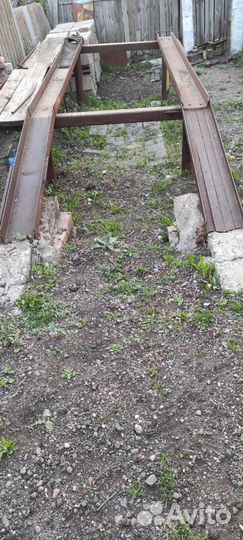 Эстакада для автомобиля