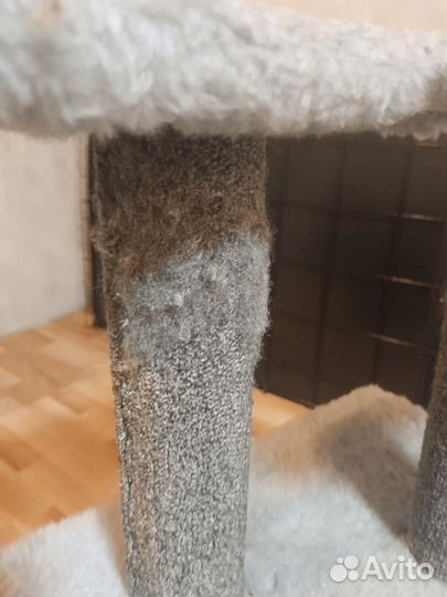 Домик для кошки с когтеточкой бу