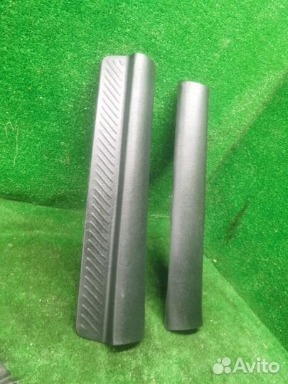 Накладки порогов передние Mazda 6 GG 2.0 2006