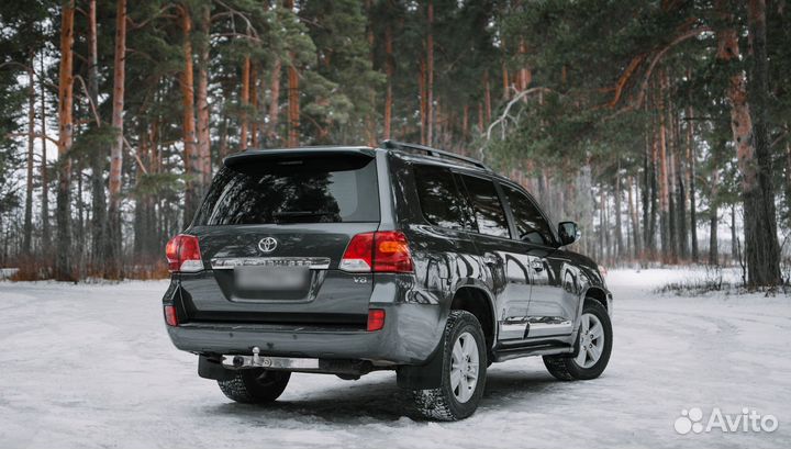 Аренда Toyota Land Cruiser 200 в Барнауле