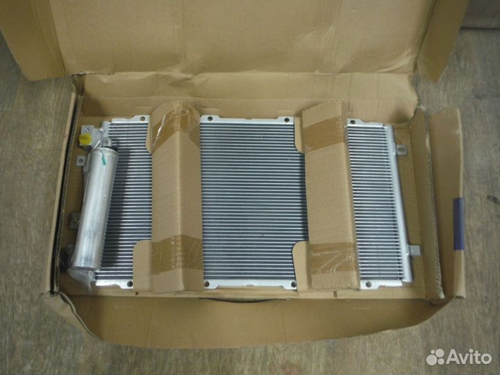 Радиатор кондиционера (luzar) LADA Granta 2014