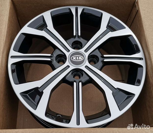 Kia Rio, Hyundai Solaris R15 новые