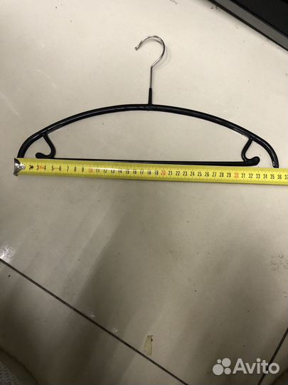 Плечикт для одежды