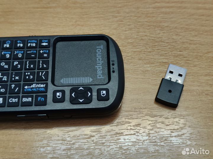 Клавиатура беспроводная с тачпадом