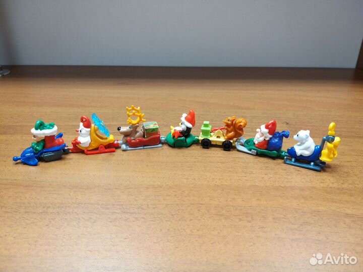 Киндер сюрприз Новый год, паровозик