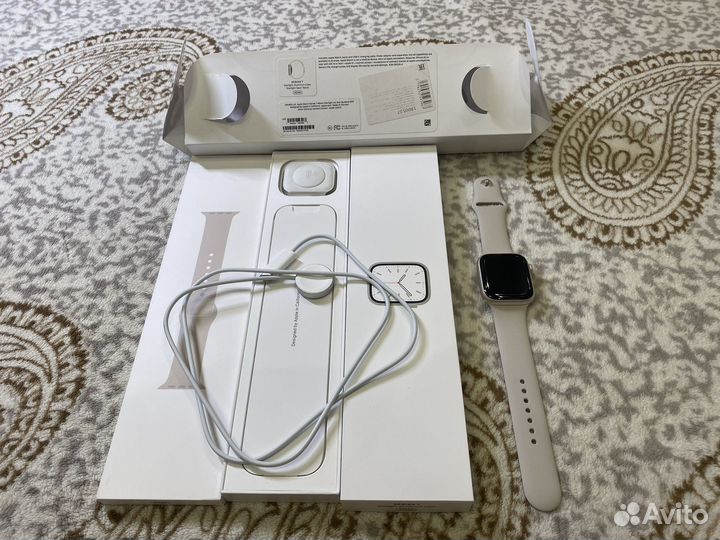Apple watch 7 45mm Starlight