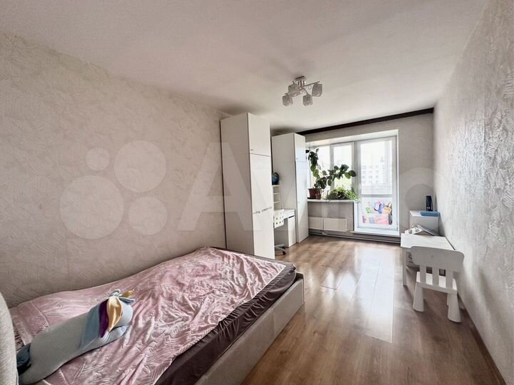 3-к. квартира, 77,3 м², 6/6 эт.