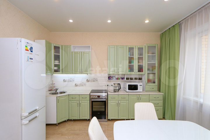 2-к. квартира, 76,7 м², 10/16 эт.